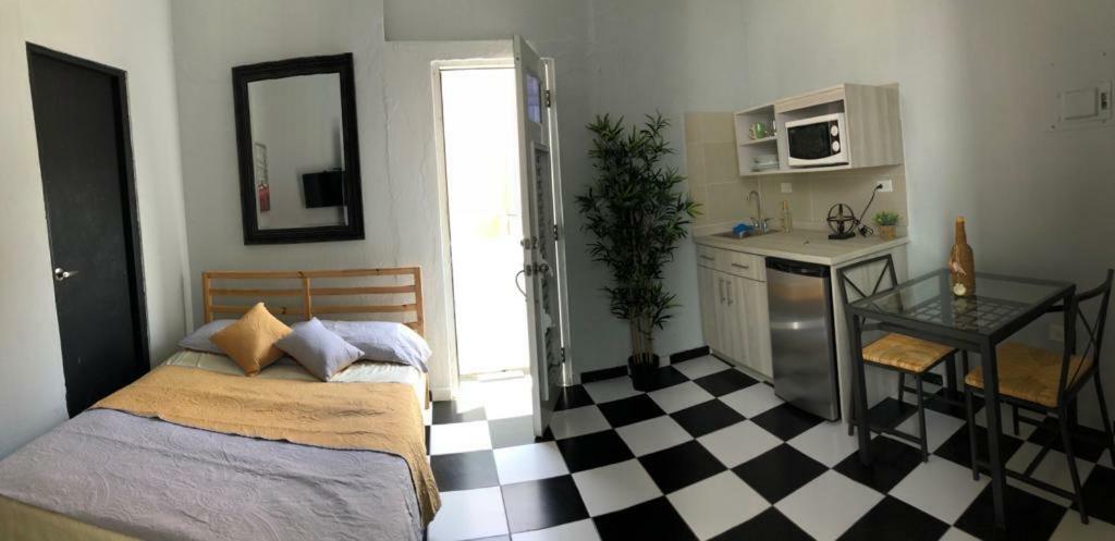 سان خوان Casa Luna Guest House المظهر الخارجي الصورة